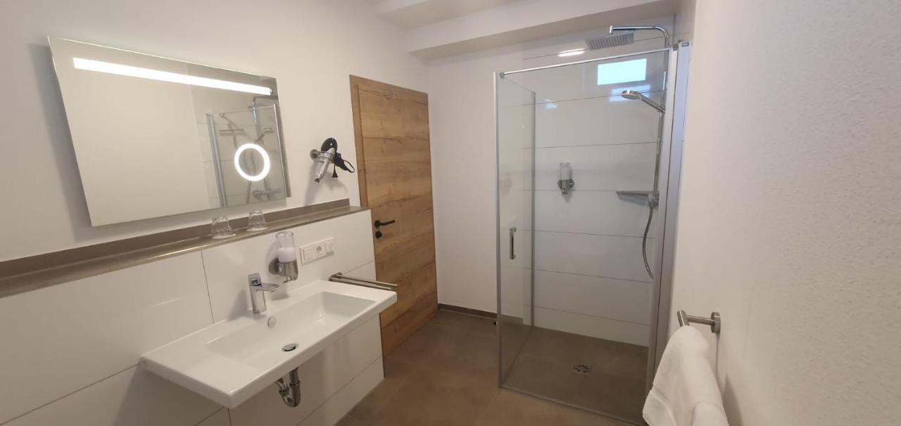 Landhotel Imhof Neuhof  Ngoại thất bức ảnh