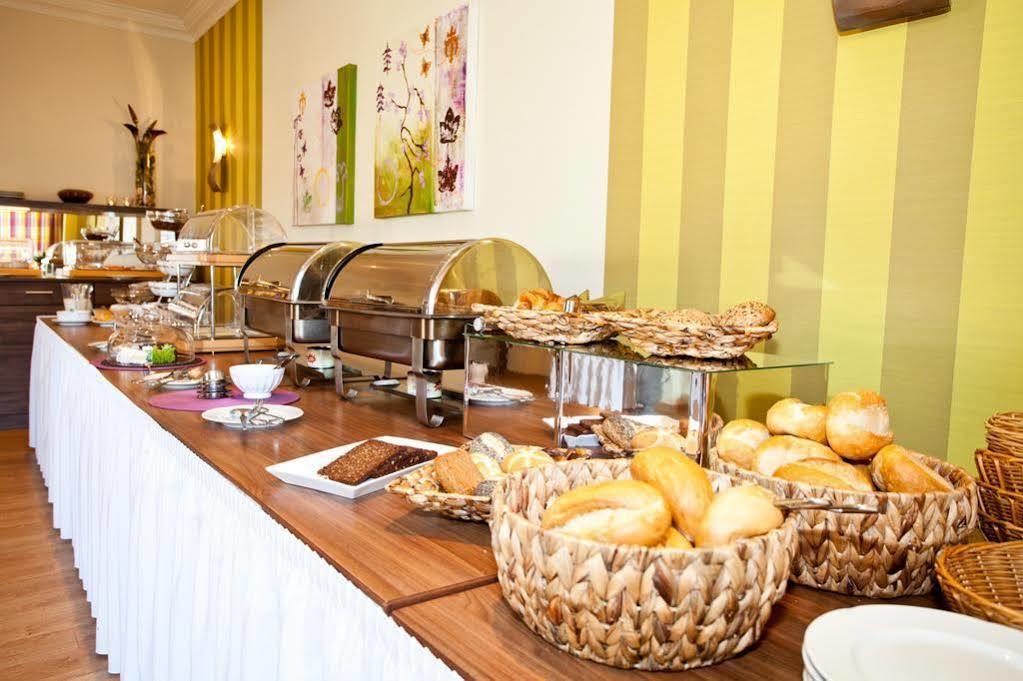 Landhotel Imhof Neuhof  Ngoại thất bức ảnh