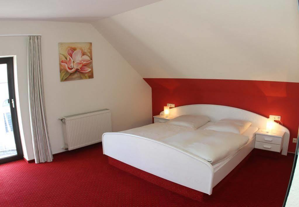 Landhotel Imhof Neuhof  Ngoại thất bức ảnh